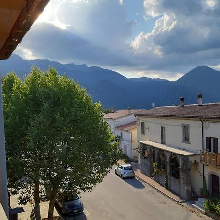 Апартаменты Al Colle Castel San Vincenzo Экстерьер фото